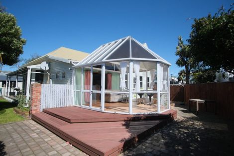 Photo of property in 133 Somerfield Street, Somerfield, Christchurch, 8024