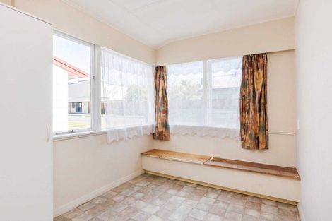 Photo of property in 31 Knowles Street, Terrace End, Palmerston North, 4410