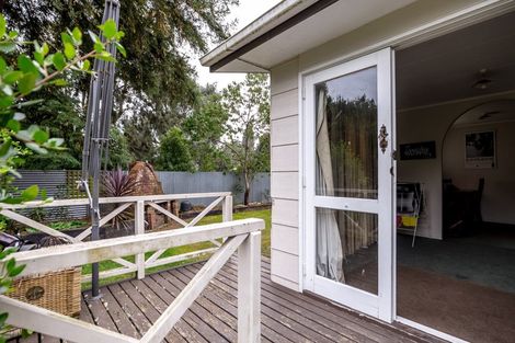 Photo of property in 16a Clifton Avenue, Carterton, 5713