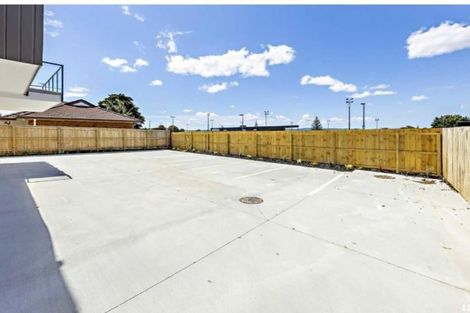 Photo of property in 5/17 Alfriston Road, Manurewa East, Auckland, 2102