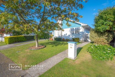 Photo of property in 35 Mountbatten Grove, Clouston Park, Upper Hutt, 5018