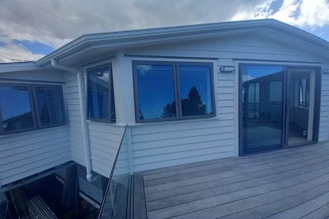 Photo of property in 111 Bleakhouse Road, Mellons Bay, Auckland, 2014