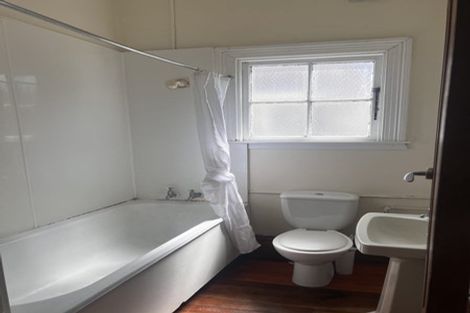 Photo of property in 37 Raroa Road, Kelburn, Wellington, 6012