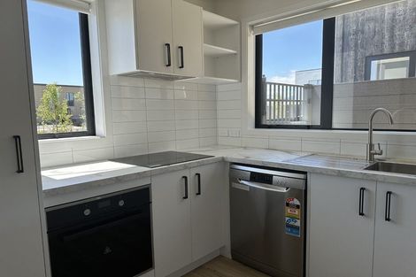 Photo of property in 11 Pipi Place, Levin, 5510