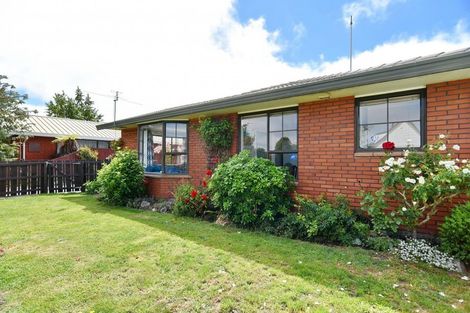 Photo of property in 1/50 Dunbarton Street, Redwood, Christchurch, 8051