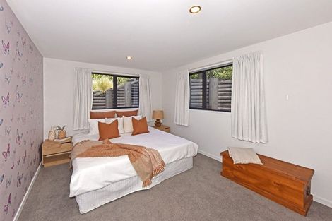 Photo of property in 3 Stoneyridge Close, Mount Pleasant, Christchurch, 8081