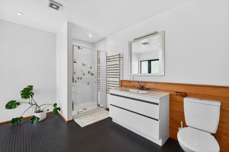 Photo of property in 178 Valley Road, Waimauku, 0881