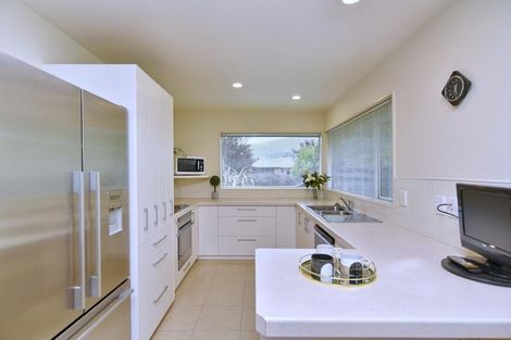 Photo of property in 66 Mauger Drive, Heathcote Valley, Christchurch, 8022