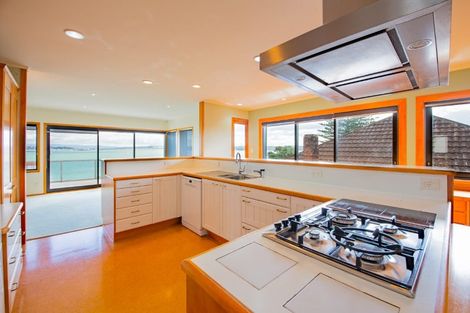 Photo of property in 106a Stanley Point Road, Stanley Point, Auckland, 0624