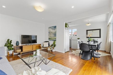 Photo of property in 39 Aliford Avenue, One Tree Hill, Auckland, 1061