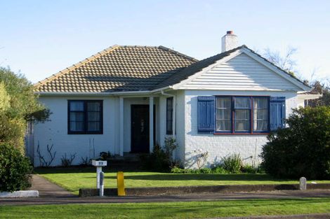 Photo of property in 71 Savage Crescent, West End, Palmerston North, 4412