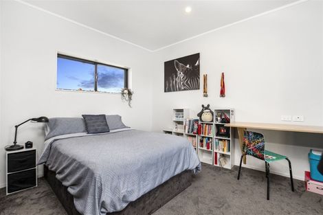 Photo of property in 24b Bethells Road, Waitakere, Auckland, 0816