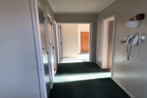 Photo of property in 1 Newbourne Crescent, Redwoodtown, Blenheim, 7201