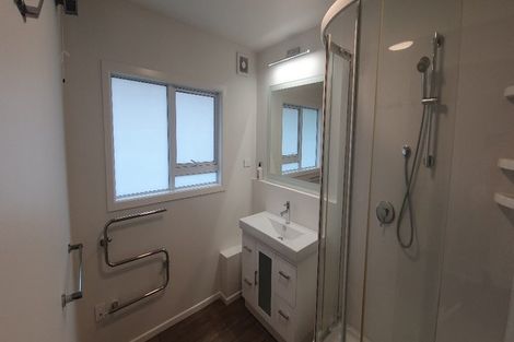 Photo of property in 9/22 Bay Drive, Titahi Bay, Porirua, 5022