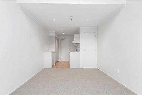 Photo of property in 8b/30 Westward Ho, Glen Eden, Auckland, 0602