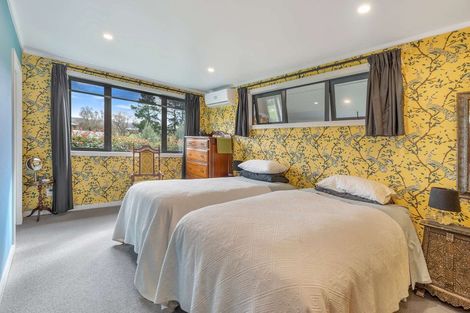 Photo of property in 100 Cole Street, Dannevirke, 4930