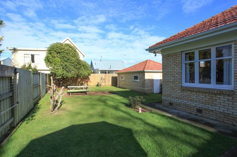 Photo of property in 124 Macfarlane Street, Hamilton East, Hamilton, 3216