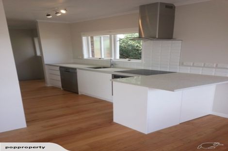 Photo of property in 1/7 Newhaven Terrace, Mairangi Bay, Auckland, 0630