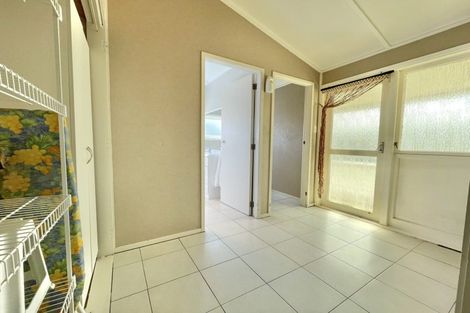 Photo of property in 2 Rimu Place, Tokoroa, 3420