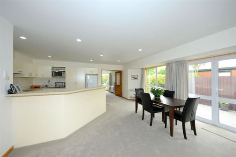 Photo of property in 3 Althorp Place, Avonhead, Christchurch, 8042