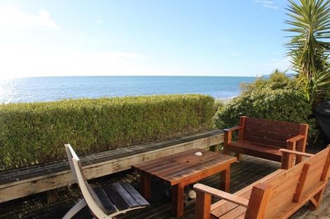 Photo of property in 252 Patons Rock Road, Patons Rock, Takaka, 7182
