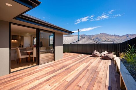 Photo of property in 6 Tuohy Lane, Wanaka, 9305