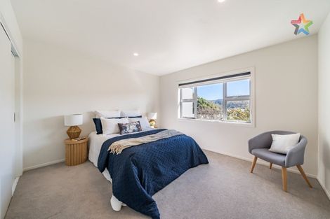 Photo of property in 17 Mcgrath Way, Taita, Lower Hutt, 5011