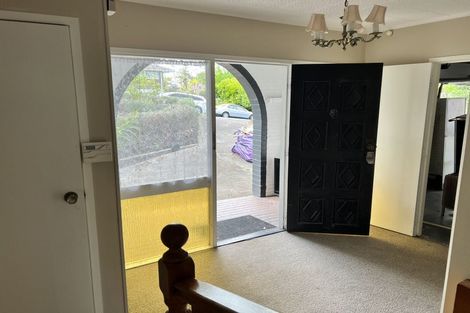 Photo of property in 18 Maxwelton Drive, Mairangi Bay, Auckland, 0630