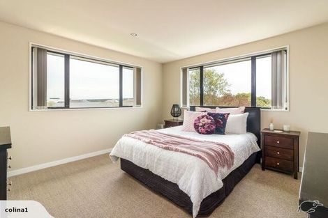 Photo of property in 7 Stoneleigh Green, Parklands, Christchurch, 8083