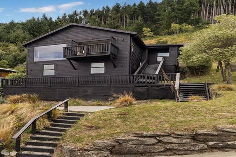 Photo of property in 13 Caples Place, Fernhill, Queenstown, 9300