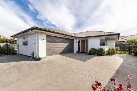 Photo of property in 19 Pania Place, Poraiti, Napier, 4112
