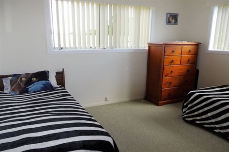 Photo of property in 39 West Crescent, Te Puru, Thames, 3575