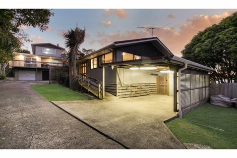 Photo of property in 12 Kauri Road, Stanmore Bay, Whangaparaoa, 0932