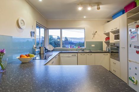 Photo of property in 19 Bellevue Road, Brookfield, Tauranga, 3110