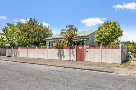 Photo of property in 10 Fonblanque Street, Westport, 7825