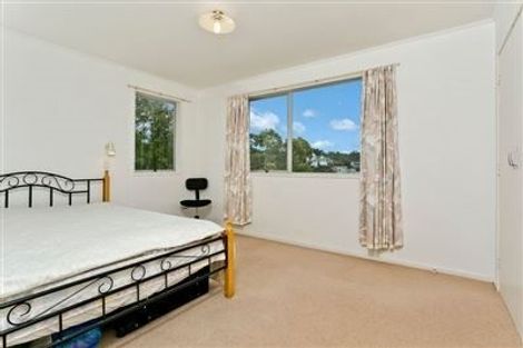 Photo of property in 4 Redwing Street, Browns Bay, Auckland, 0630