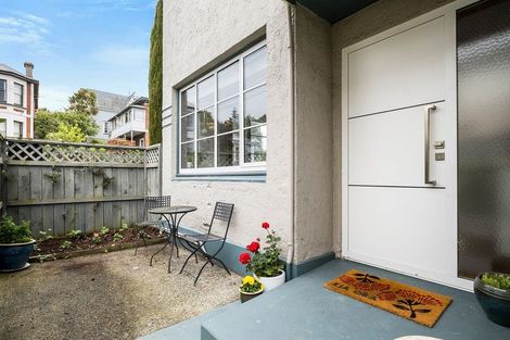 Photo of property in 53 Manor Place, Dunedin Central, Dunedin, 9016