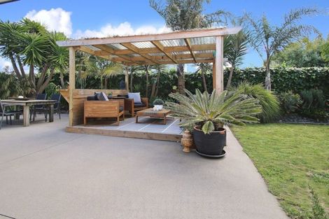 Photo of property in 4 Oakwood Way, Papamoa Beach, Papamoa, 3118