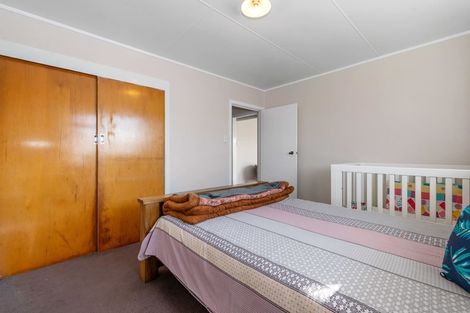 Photo of property in 33b Kawaha Point Road, Fairy Springs, Rotorua, 3015