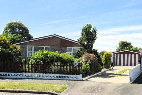 Photo of property in 25 Logie Place, Bromley, Christchurch, 8062