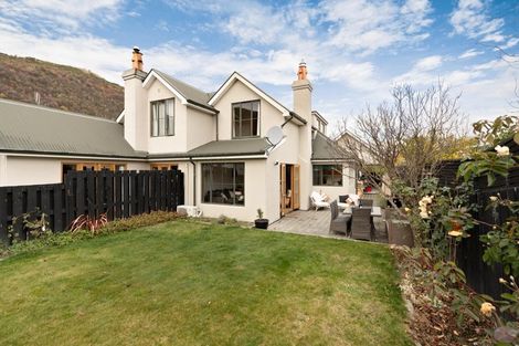 Photo of property in 9a Daveys Place, Arrowtown, 9302