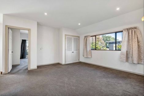 Photo of property in 90a Govett Avenue, Frankleigh Park, New Plymouth, 4310