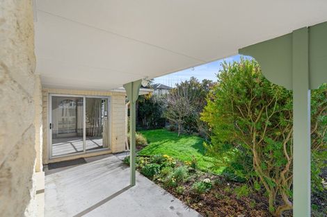 Photo of property in 1/2a Chilcombe Street, Ilam, Christchurch, 8041
