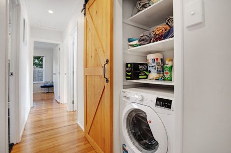 Photo of property in 2/64 Alton Avenue, Hillcrest, Auckland, 0627