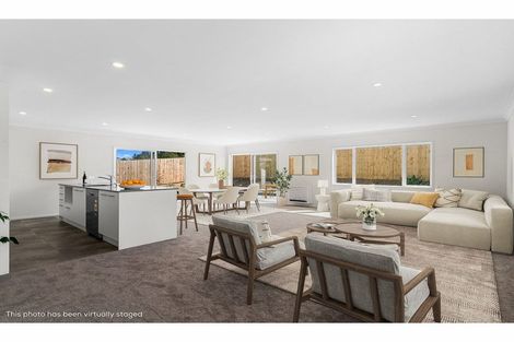 Photo of property in 37 Weka Street, Mangawhai, 0505