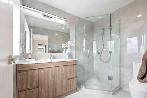 Photo of property in 62 Tir Conaill Avenue, Flat Bush, Auckland, 2019