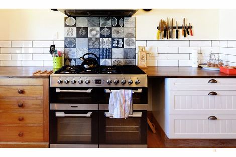 Photo of property in 19 Mount John Road, Waimate, 7977