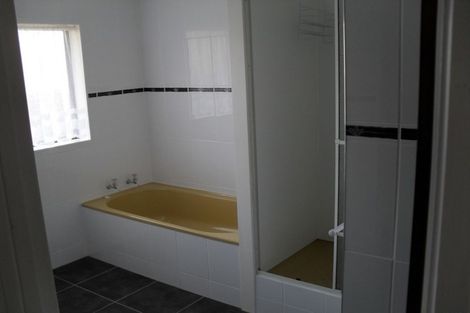 Photo of property in 5/15 Alfriston Road, Manurewa East, Auckland, 2102