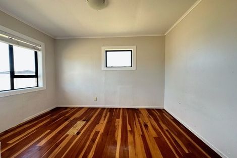 Photo of property in 18 President Avenue, Papakura, 2110