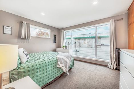 Photo of property in 20 Inwoods Road, Parklands, Christchurch, 8083